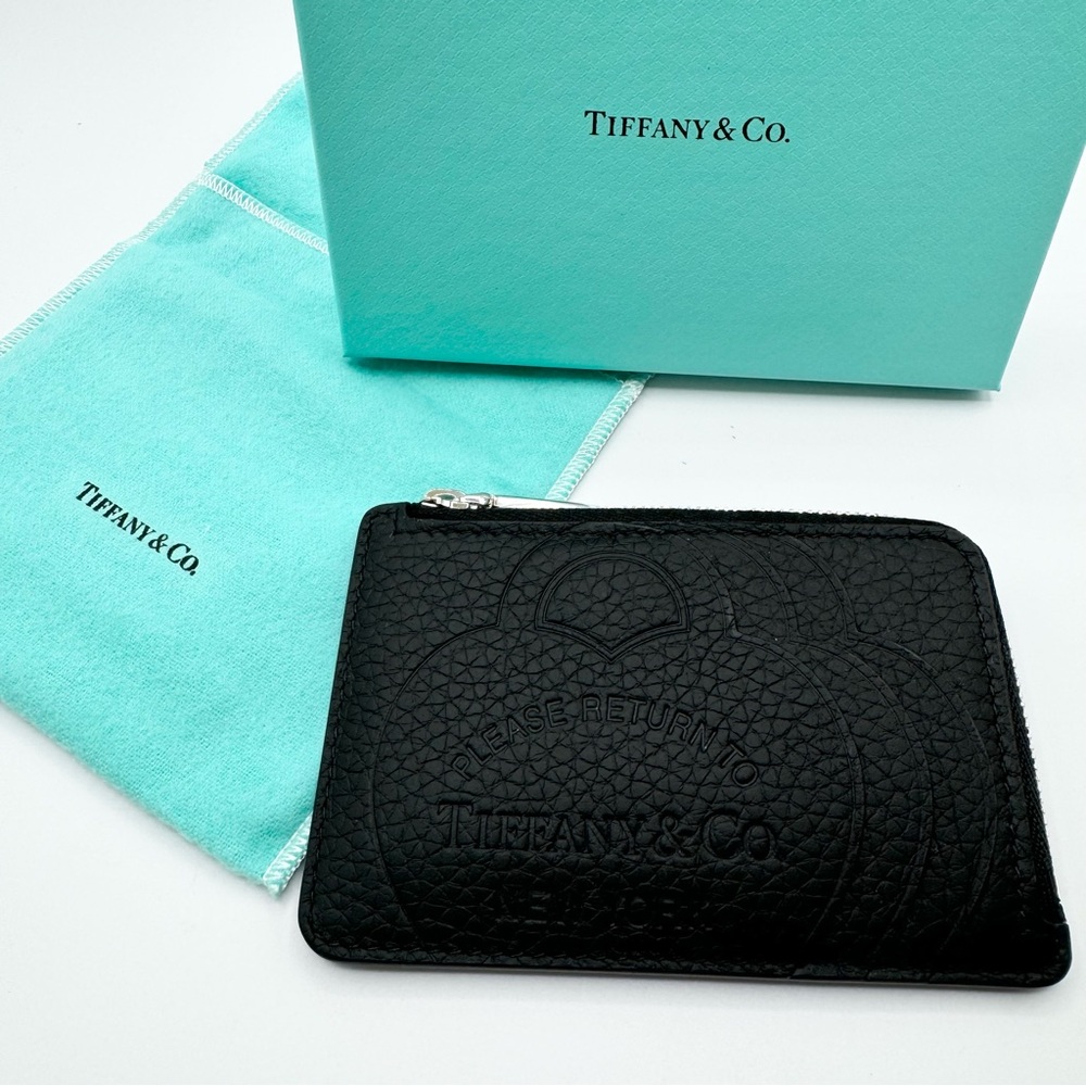 NEW Tiffany & Co Return to Tiffany Black Leather Zip Card Case Holder Wallet